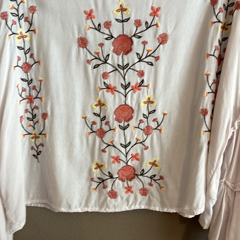 XHILARATION boho top - Picture 2 of 8